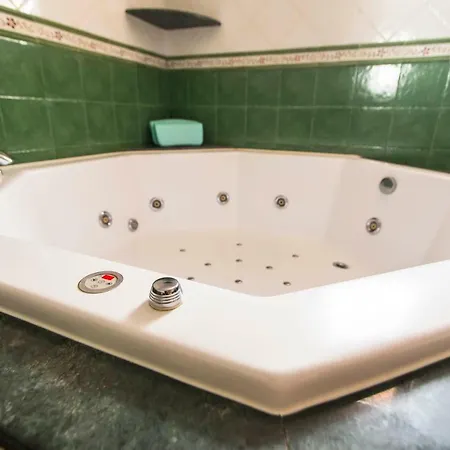 Angelyn וילה נרחה