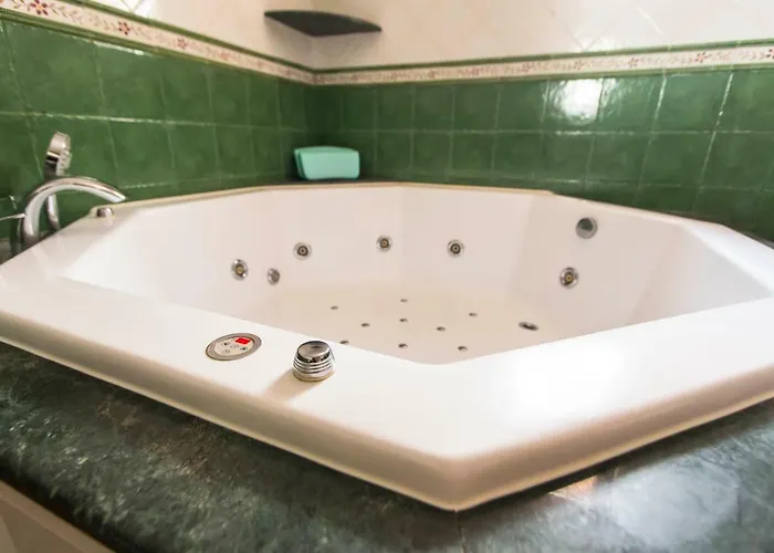 Angelyn 빌라 네르하