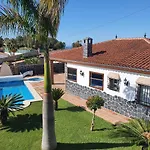 Vila Angelyn *